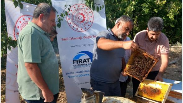 Yeşilyurt Belediyesi'nden 'Arının Dili Balın Özü" Projesi