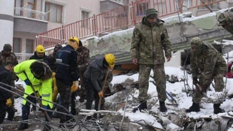 Yunus Öğretmen Adaletin Tecelli Etmesini Bekliyor..