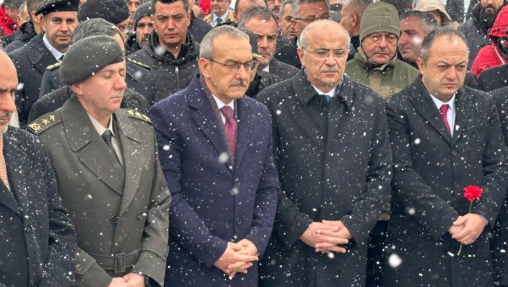 Malatya'da 6 Şubat Depreminde Hayatını kaybedenler anıldı.