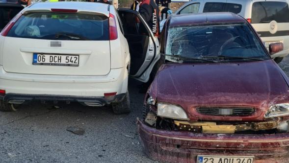 3 Araçlı Kaza..