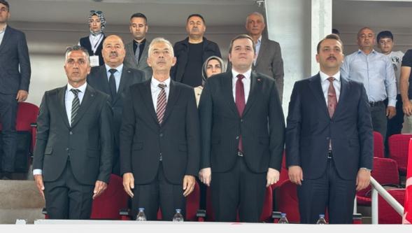 Arapgir'de 19 Mayıs Coşkusu: Atatürk'ü Anma, Gençlik ve Spor Bayramı 106. Yılında Gururla Kutlandı.