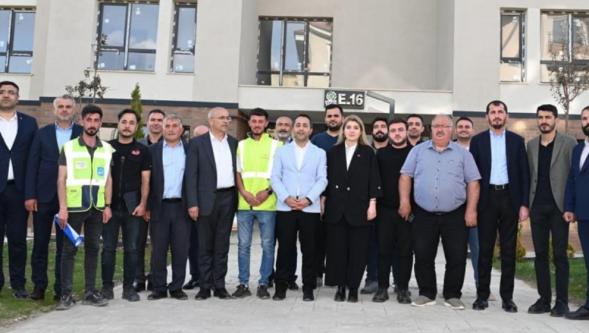 Başkan Sami Er,Milletvekili  Babacan Ve Akparti Heyeti Doğanşehir'de