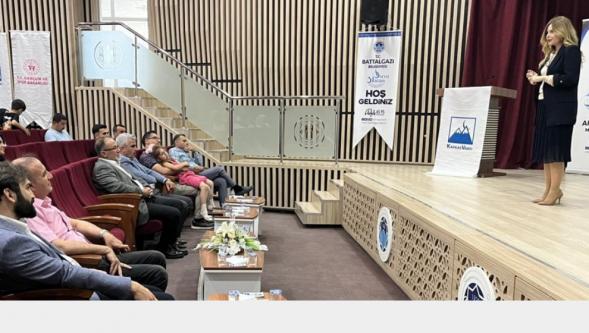 Dr. Bahar Eriş ; Gençleri Afetlere Karşı Bilinçlendirdi.