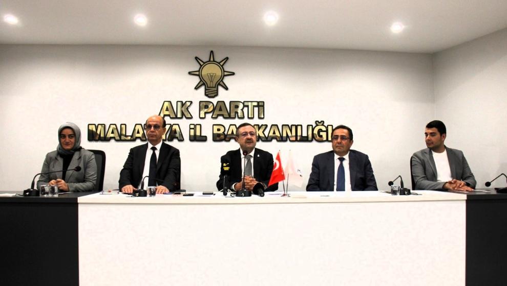 Tarihi Bir Eşiğe Tanıklık Ediyoruz