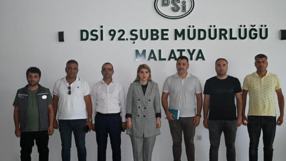 Milletvekili Ölmeztoprak Konuşmasında Suyun Önemine de Dikkat Çekti.