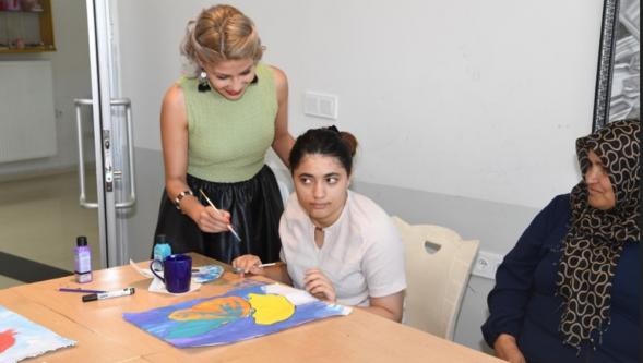 Sayın  Başkanımız  Sami Er'e Teşekkür Ederiz..