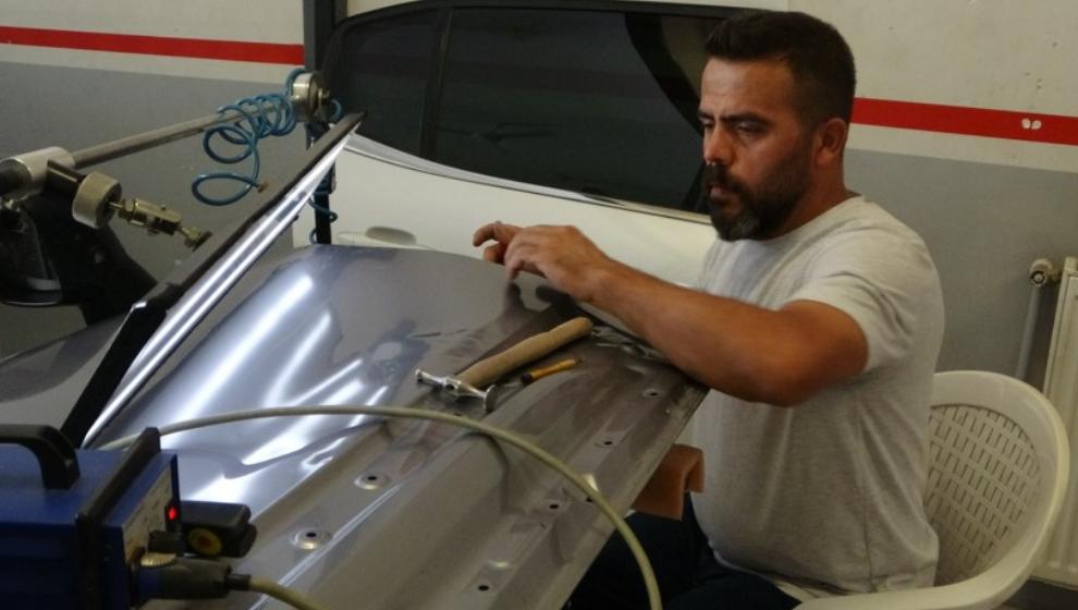 Araç Satış Değerini Bozmamak Adına Boyasız Onarım Tercih Ediliyor.