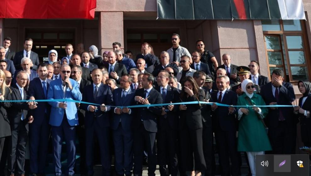 Cumhurbaşkanı Erdogan  Vallilik  Binasının Açılışını Yaptı..