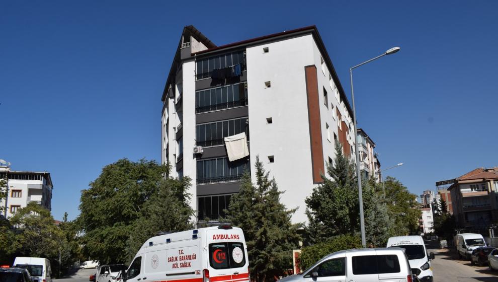 Günlerdir Kayıp Olan Şahıs, Apartmanın Çatı Katında Ölü Bulundu