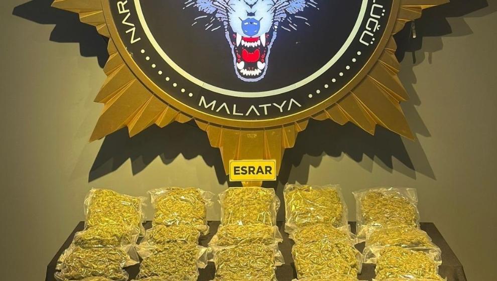 Hekimhan'da 12 Kilo 800 Gram Esrar Ele Geçirildi