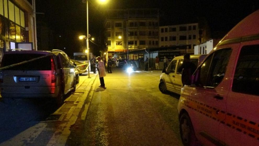 Kafeye Silahlı Saldırı: 2 Yaralı