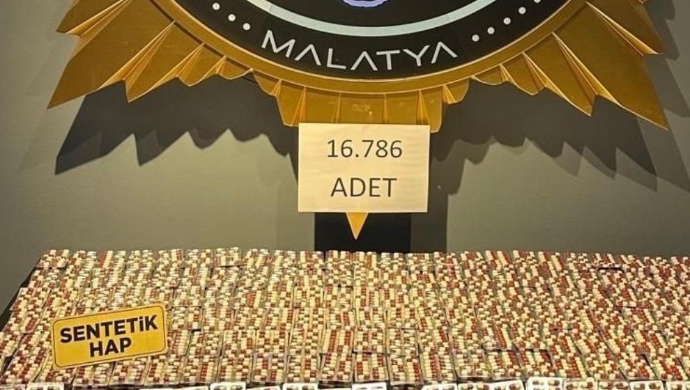 Narkotik  Polis Ekipleri Tarafından  Operasyonda Düzenlendi.