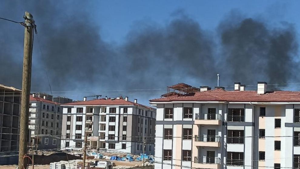 TOKİ Şantiyesinde Moloz  Yangını.