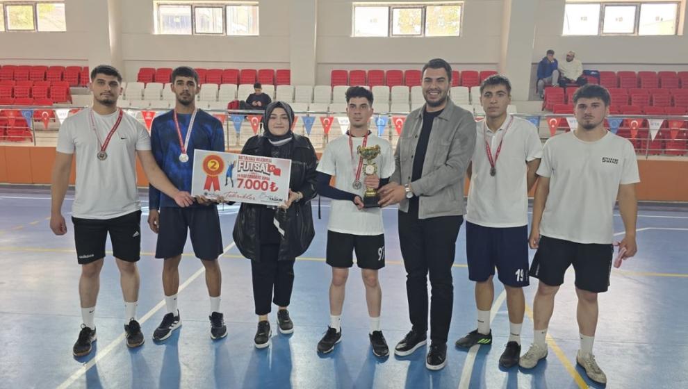 Dinamo Tecde Şampiyon Oldu