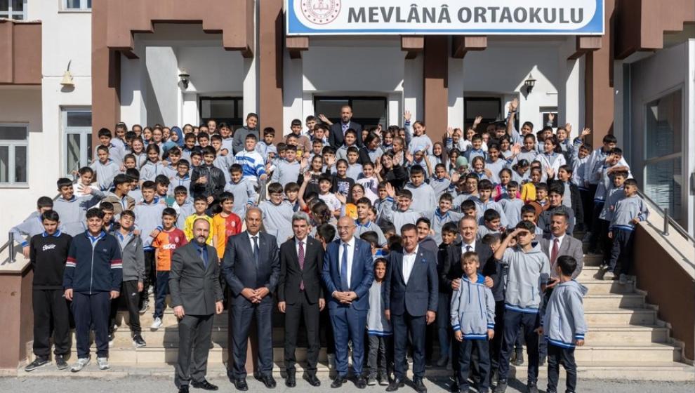 Kitap Fuarına Ara Verilmişti, Biz Geçen Yıl Yeniden Başlattık.