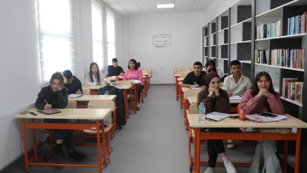 Ücretsiz LGS ve YKS Kursları Gençleri Hayallerine Yaklaştırıyor