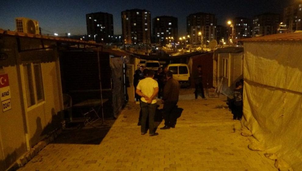 Vücuduna  iki Kurşun İsabet  Etti..