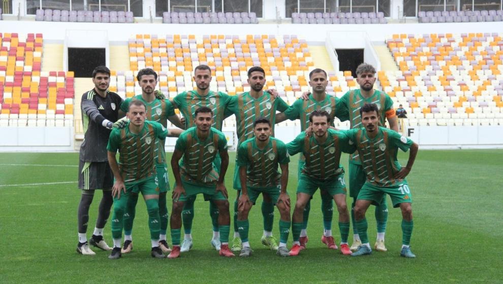 Yeşilyurtspor  2-0 Skorla Gol Atamayarak Ligdeki İlk Yenilgisini Aldı.