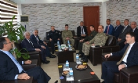 Vali Toprak, Hekimhan ve Kuluncak'ta çeşitli temaslarda bulundu