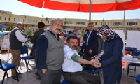 Öğrenciler Vatandaşlara Sağlık Taraması Yaptı