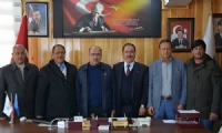 AK Partili siyasiler Akdemir'i ziyaret etti