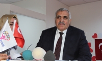 Gazeteciler kahvaltıda bir araya geldi