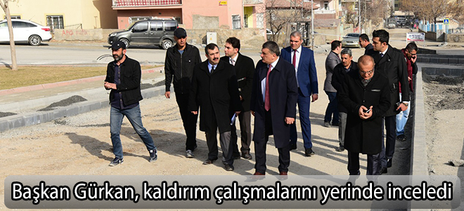 Başkan Gürkan, kaldırım çalışmalarını yerinde inceledi
