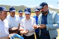 Yeşilyurt Belediyesi'nden Depremzede Üreticilere Büyük Destek