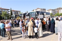 Deprem Bölgesi Malatya'dan İlk Hac Kafilesi Dualarla Uğurlandı