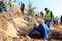 Depremde Hayatını Kaybedenleri İsimleri Şehir Parkı'nda Yaşayacak