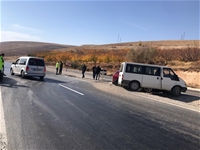 Malatya'da Otomobil İle Minibüs Çarpıştı: 5 Yaralı