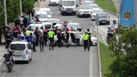 Polisin 'Dur' İhtarına Uymayarak Kaçan Araç Kaza Yaptı