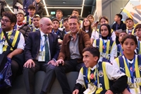 Malatyalı Depremzede Çocuklara Fenerbahçe Başkanı Ali Koç'tan Sürpriz