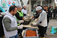 STK'lardan Malatya'da Depremzedelere Günlük İftar Yemeği