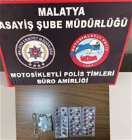 Malatya'da Çok Sayıda Silah Ve Uyuşturucu Ele Geçirildi