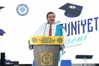 Malatya Turgut Özal Üniversitesi'nde Mezuniyet Heyecanı