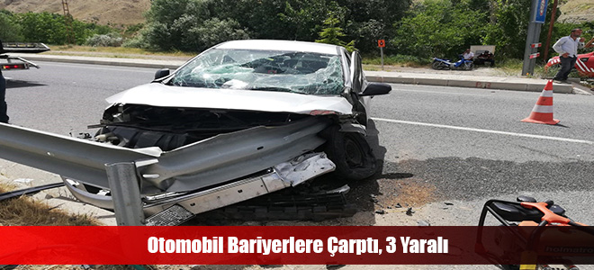 Otomobil Bariyerlere Çarptı, 3 Yaralı