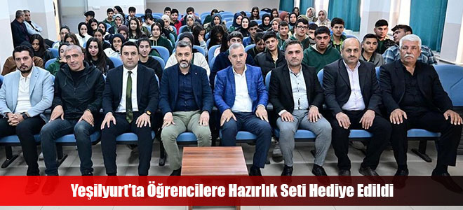 Yeşilyurt’ta Öğrencilere Hazırlık Seti Hediye Edildi