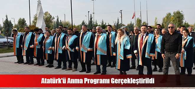 Atatürk'ü Anma Programı Gerçekleştirildi