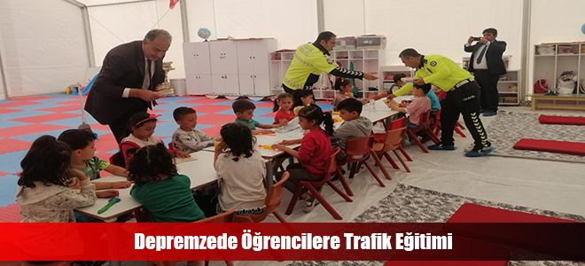 Depremzede Öğrencilere Trafik Eğitimi