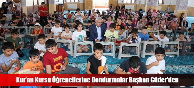 Kur’an Kursu Öğrencilerine Dondurmalar Başkan Güder’den