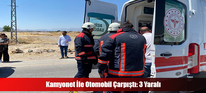 Kamyonet İle Otomobil Çarpıştı: 3 Yaralı